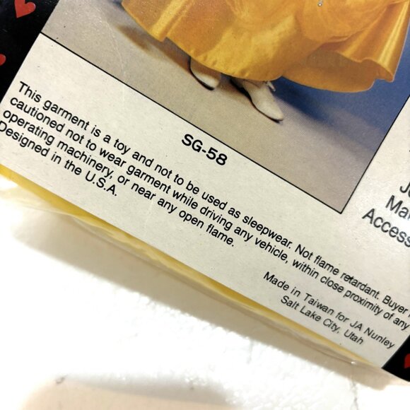 Belle Yellow Iconic Dress Gown Secrets Nunley Collection Child 6-8 NWT NOS - Picture 14 of 15